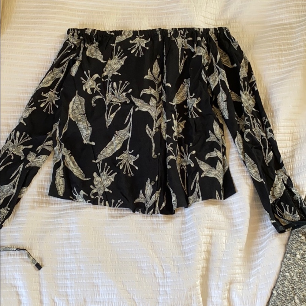 Roxy off the shoulder top